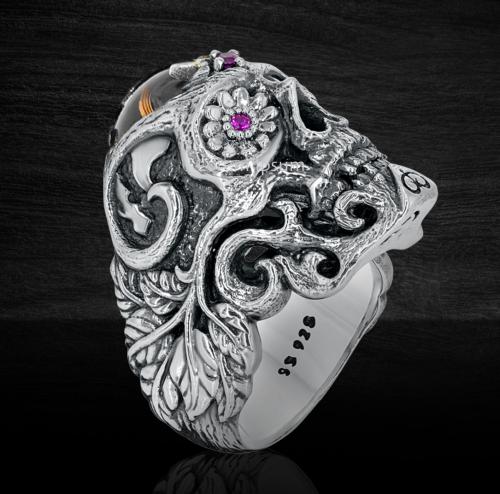 Skull "Earth" Ring